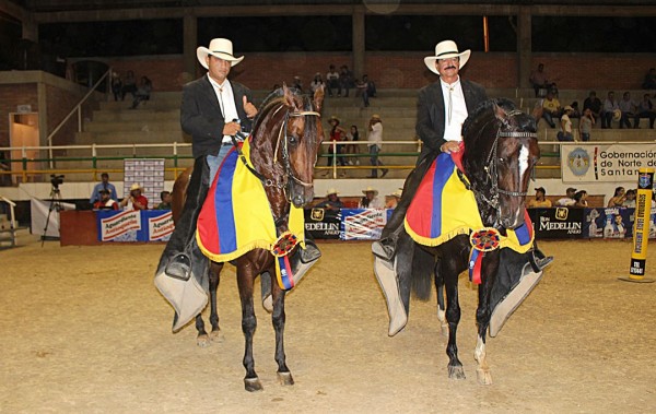 https://www.suscaballos.com/VÍDEO:Centellazo Campeón, Viajero Reservado, Trote Y Galope, Cúcuta 2017